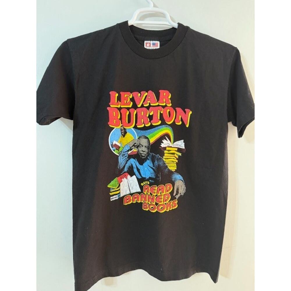 Vintage Levar Burton Men's "Read Banned Books" Made in USA T-Shirt-Size M